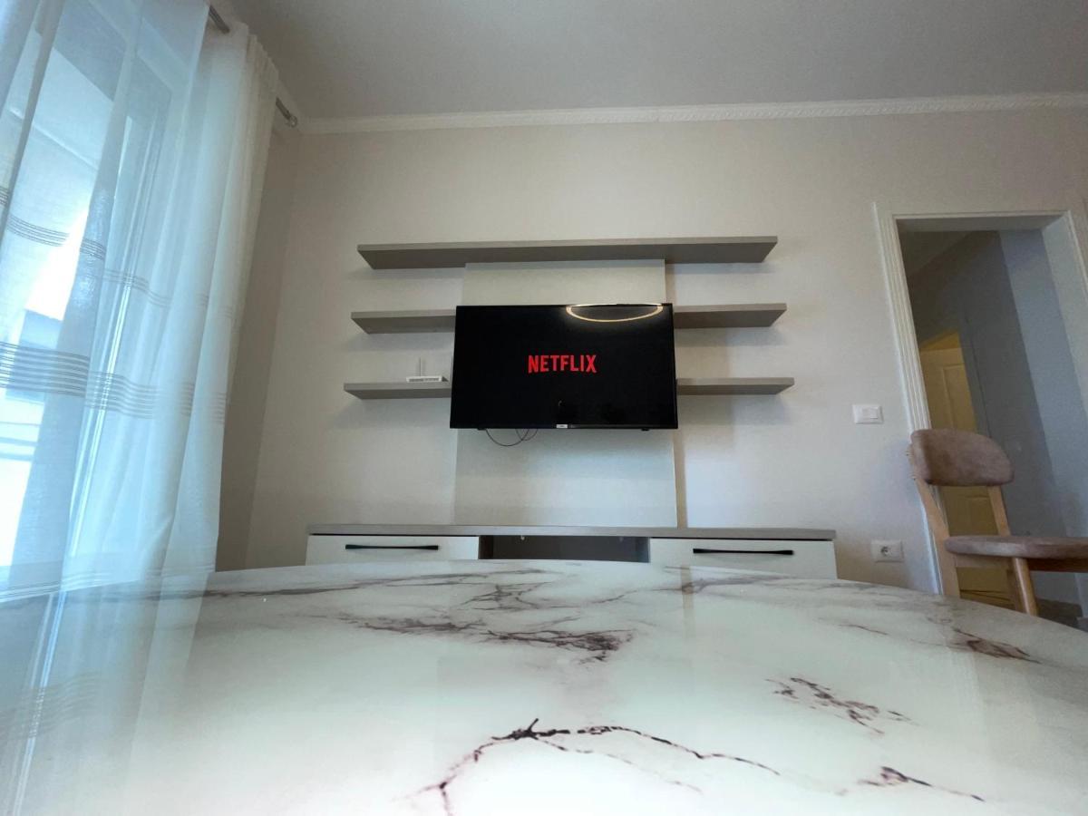 Peak Apartment Modern Durres City Centre #2 外观 照片