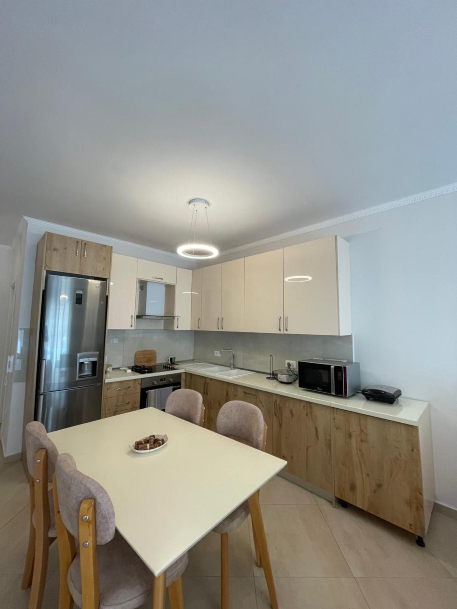 Peak Apartment Modern Durres City Centre #2 外观 照片